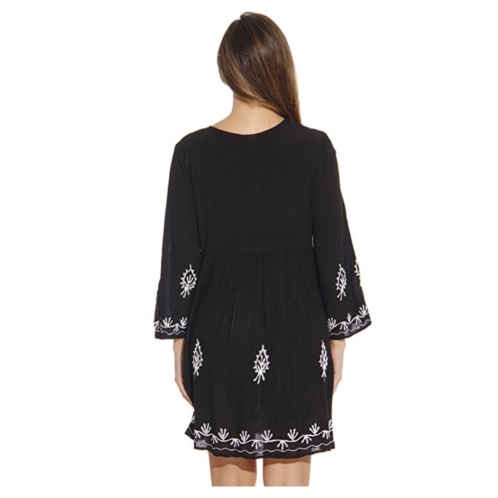 “ Sadie “ , Embroidered, Tunic , Comfy & Chic 🌸 - Picture 7 of 7